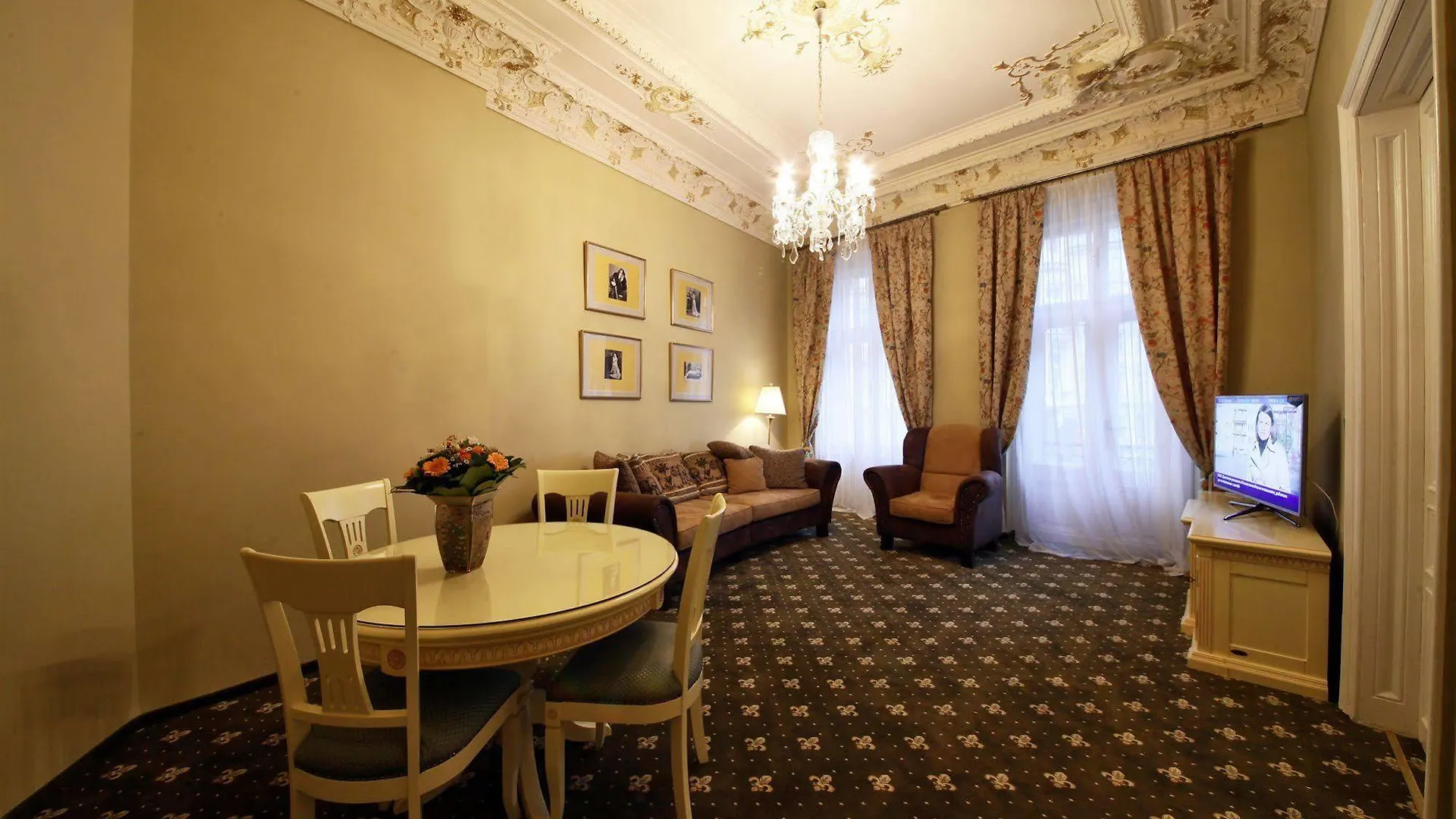 Alisa Hotel Karlovy Vary 4*,  Çek Cumhuriyeti