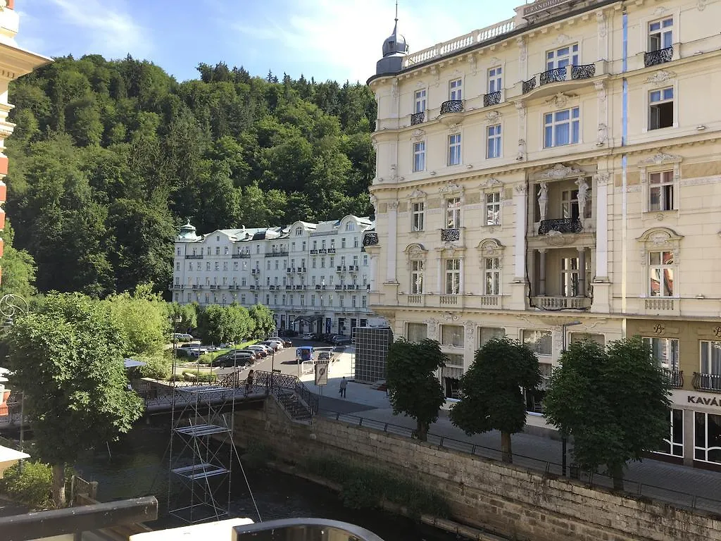 Alisa Hotel Karlsbad 4*,